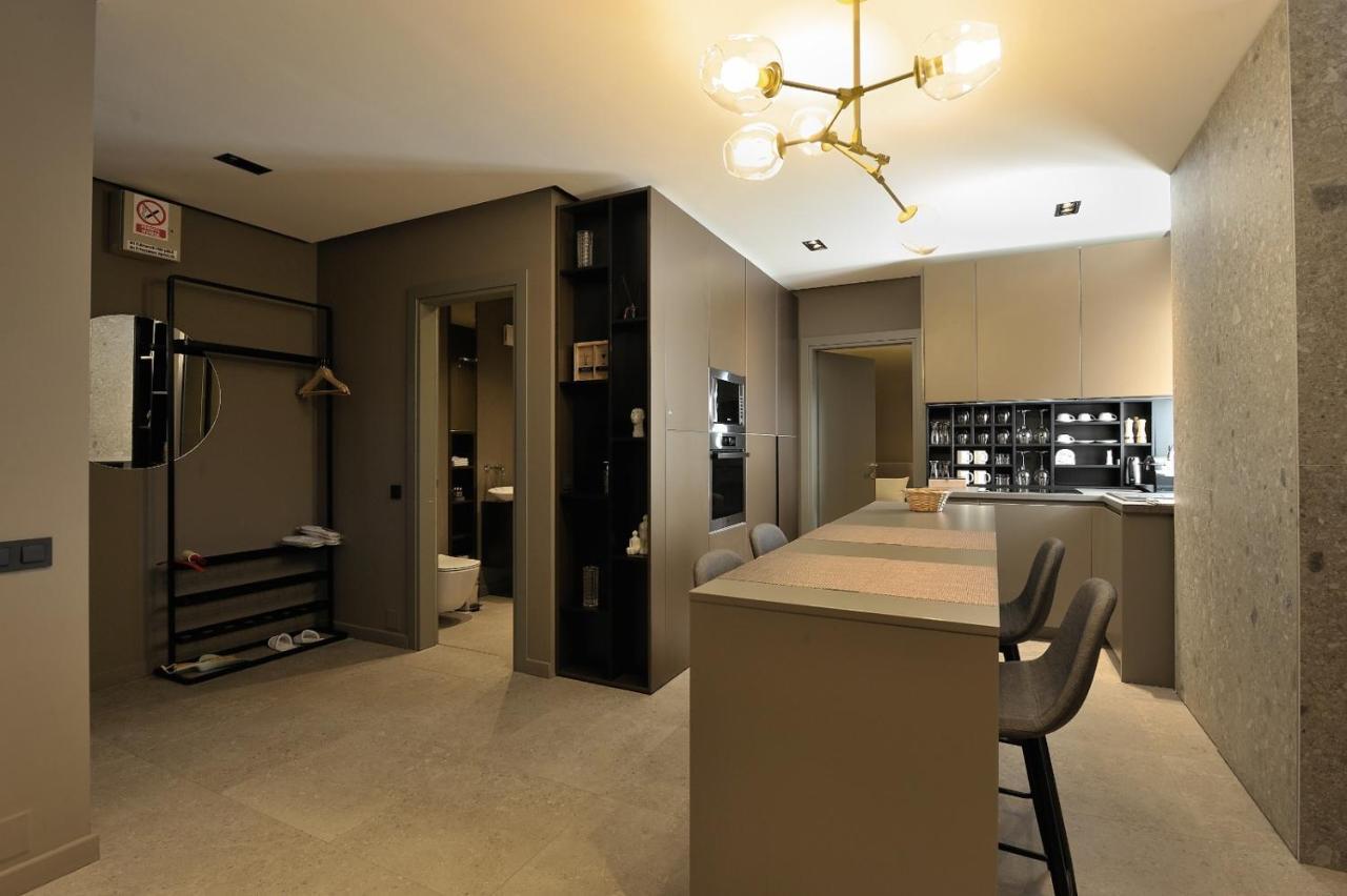 Sofia Apartments คลูจ-นาโปกา ภายนอก รูปภาพ