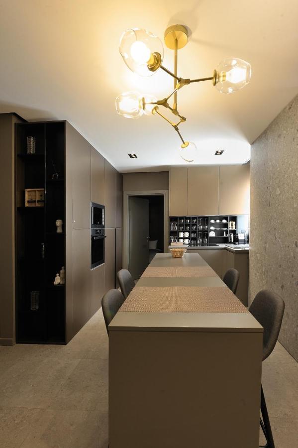 Sofia Apartments คลูจ-นาโปกา ภายนอก รูปภาพ