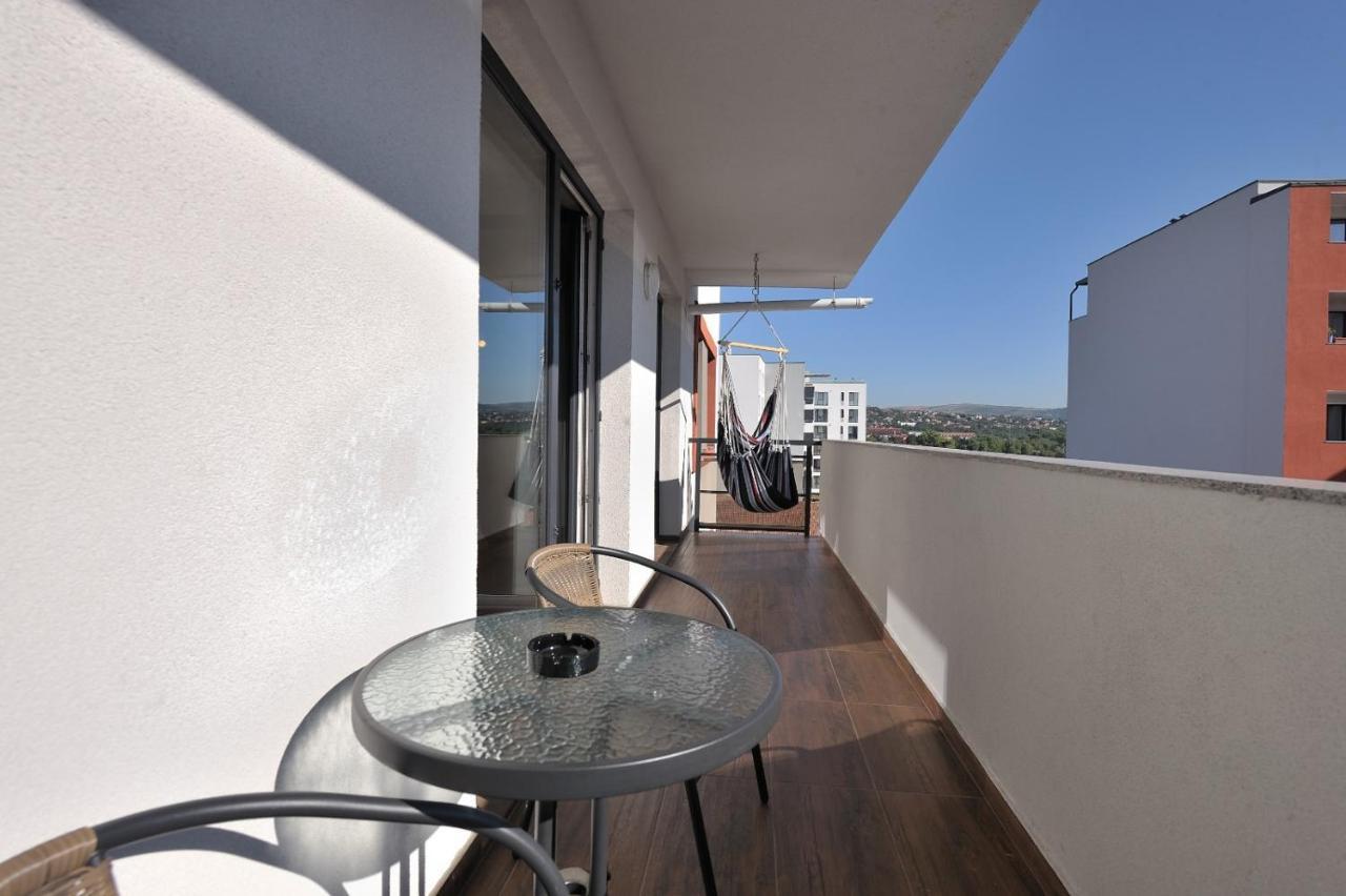 Sofia Apartments คลูจ-นาโปกา ภายนอก รูปภาพ