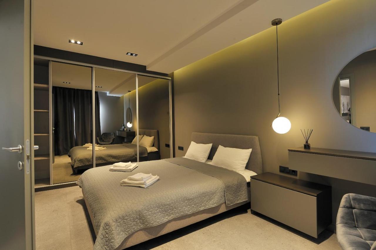 Sofia Apartments คลูจ-นาโปกา ภายนอก รูปภาพ