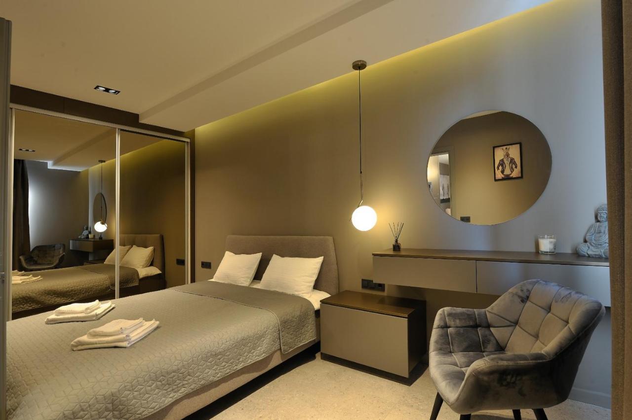 Sofia Apartments คลูจ-นาโปกา ภายนอก รูปภาพ