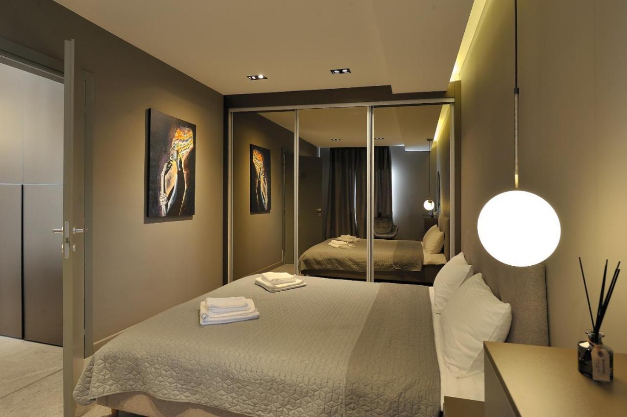 Sofia Apartments คลูจ-นาโปกา ภายนอก รูปภาพ